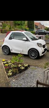 Smart ForTwo cabrio 90 PS Tiefer/18Zoll/CS Sportauspuf - Smart in Aachen
