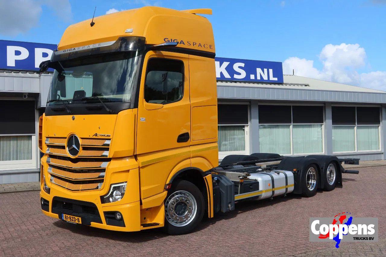 Mercedes-Benz Actros 2642 LL Chassis Cabine Giga space