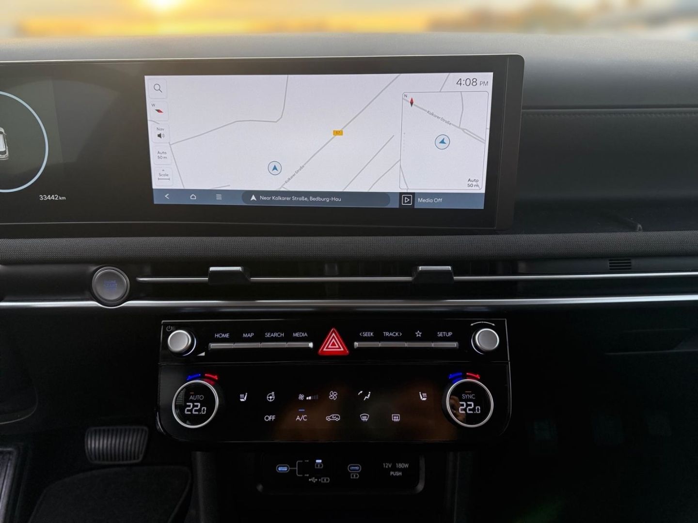 Fahrzeugabbildung Hyundai Tucson 1.6 CRDi Trend Navi Kamera Tempomat LED