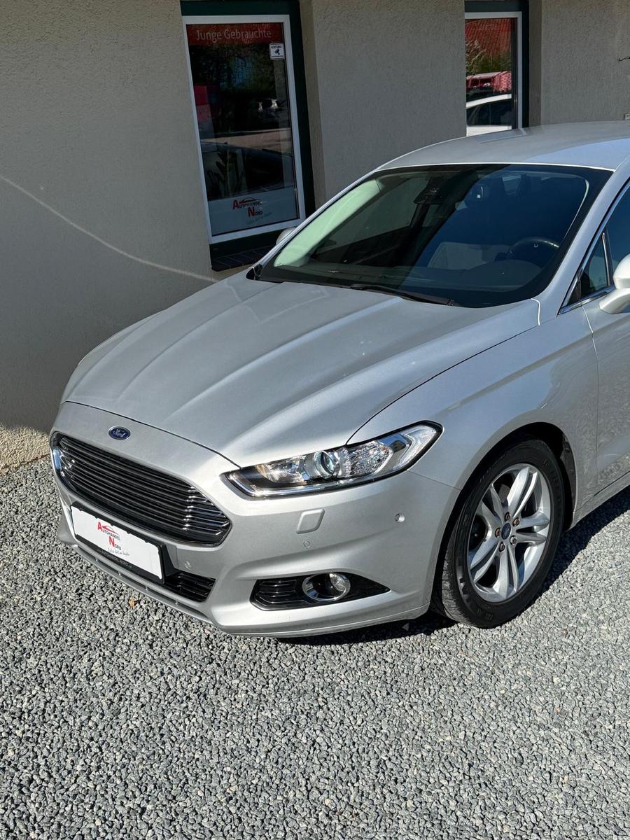 Ford Mondeo Automatik Titanium PDC Navi Sitzheizung