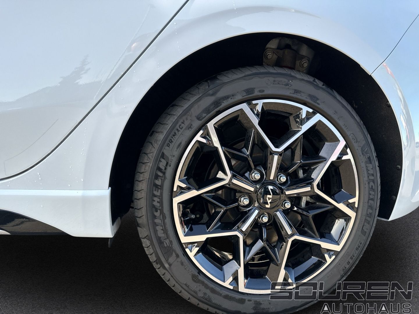 Fahrzeugabbildung Kia Ceed 1.5 T-GDI GT-Line GLASDACH TEC-& LED-Paket