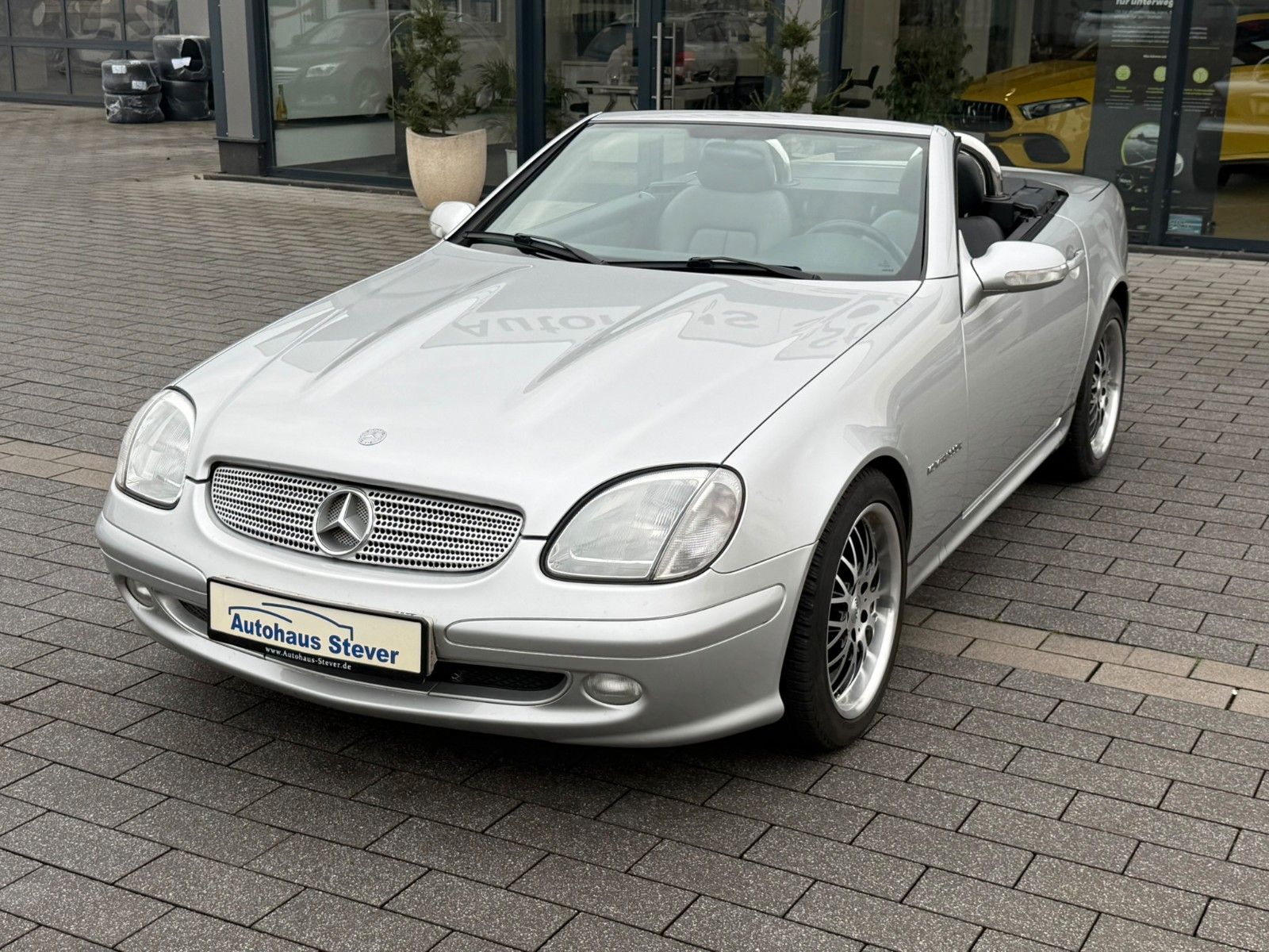 Fahrzeugabbildung Mercedes-Benz SLK 200 Kompressor