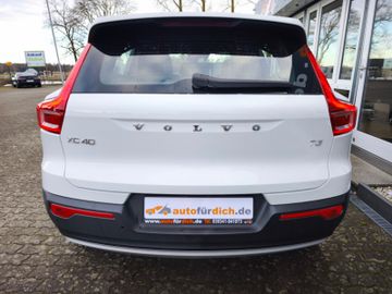 Volvo XC40 Momentum 2WD*AHK*LED*SHZ*Kamera*PDC*