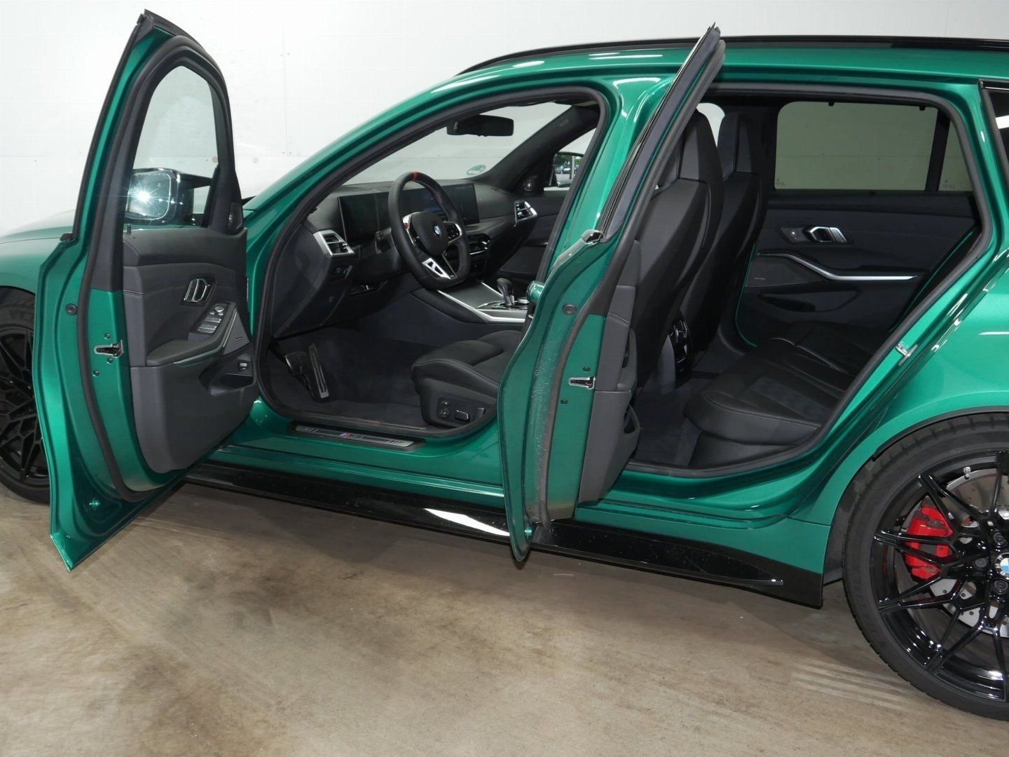Fahrzeugabbildung BMW M3 Competition Driving Assistant Professional, A