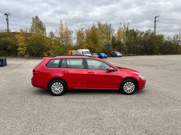Volkswagen Golf - 4