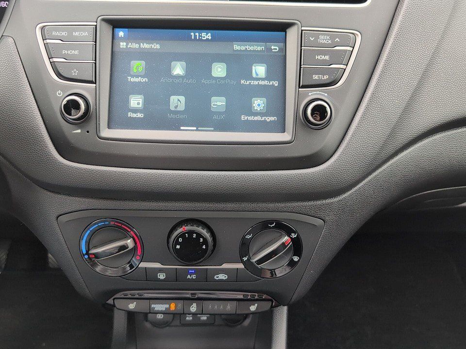 Fahrzeugabbildung Hyundai i20 1.2 YES! GARANTIE KAM+PDC+CARPLAY+KLIMA+SHZ+