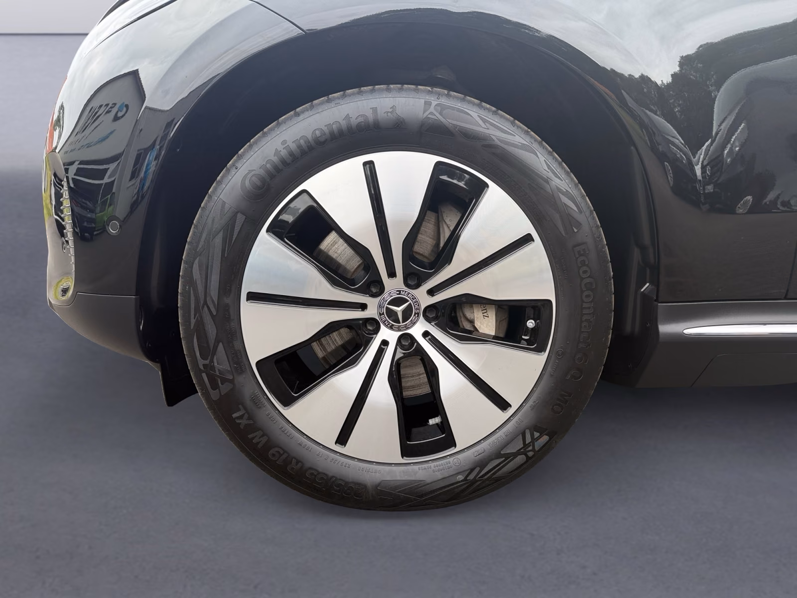 Mercedes-Benz EQC EQC 400 4Matic AHK