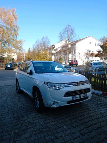 Mitsubishi Outlander PHEV