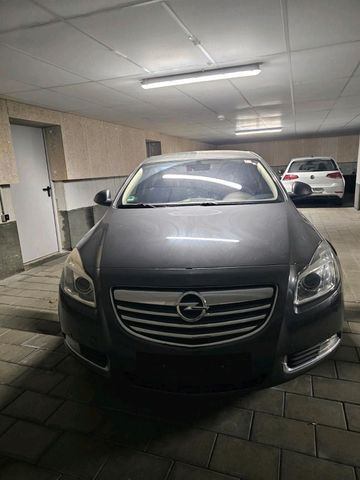 Opel Insignia TÜV neu Automatik Diesel