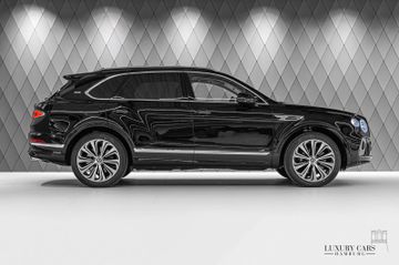 Bentayga V8 BLACK/BEIGE MULLINER NAIM SOUND