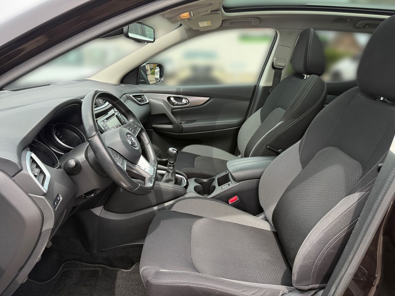 Fahrzeugabbildung Nissan Qashqai 1.3 DIG-T N-Connecta *GJR*WINTERPAKET*PA