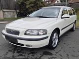 Volvo V70 2.4L Benzin KLIMA TÜV bis 10/202... - gebrauchte Volvo V70 aus dem Jahr 2001