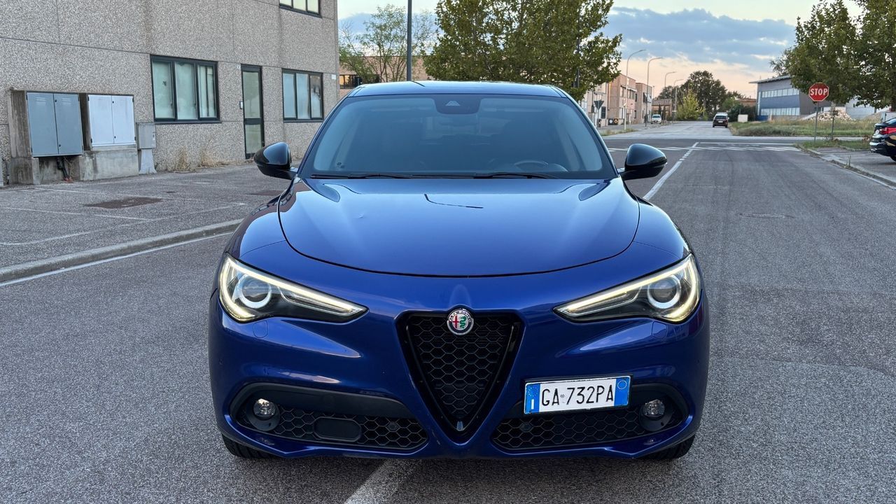 Alfa Romeo Stelvio 2.2 Turbodiesel 190 CV AT8 Q4 imagem 2