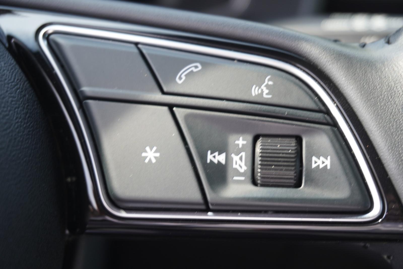 Audi A1 SB 30 1.0 TFSI S-Line LED Keyless Bluetooth