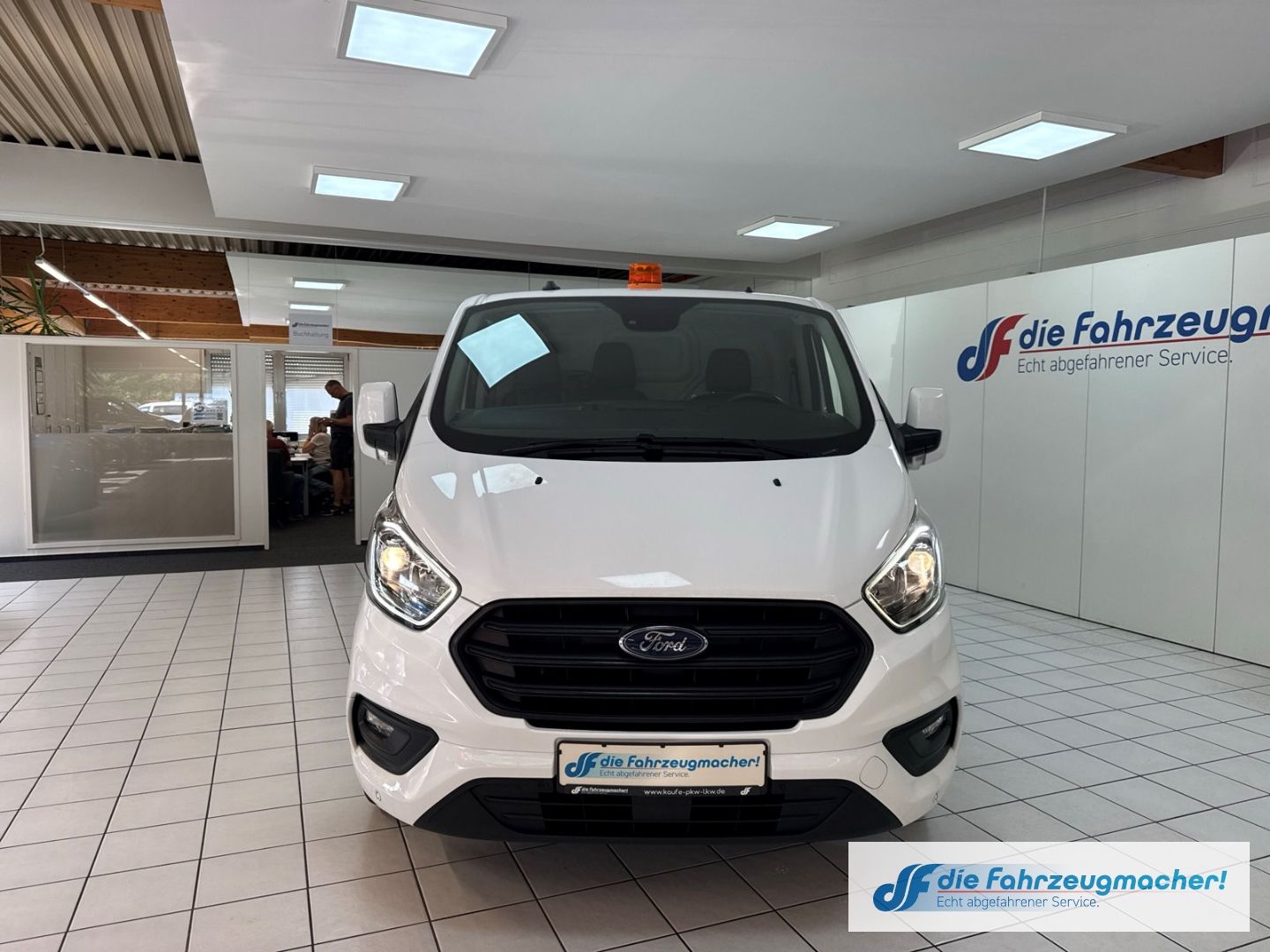 Fahrzeugabbildung Ford Transit Custom Kasten 280 L1 Trend 2.0 TDCi Klim