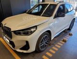 BMW X1 xD 25e M Sport/SitzMem/KeyLes/Park&DrivAs/HUD - BMW X1: Allradantrieb