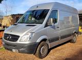 Mercedes-Benz Sprinter 313 CDI H2L2 Werkstattwagen / Isoliert - Mercedes-Benz Sprinter aus 2007: 313 Cdi