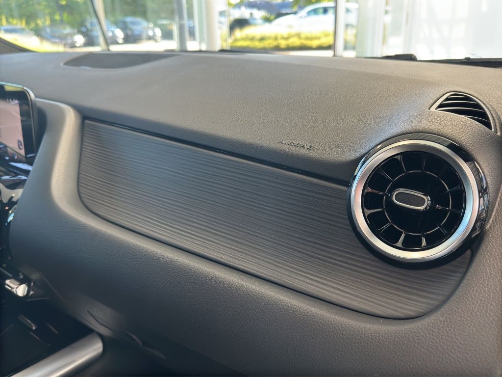 Fahrzeugabbildung Mercedes-Benz B 200 SpurH*AUT*LM*Teilled.