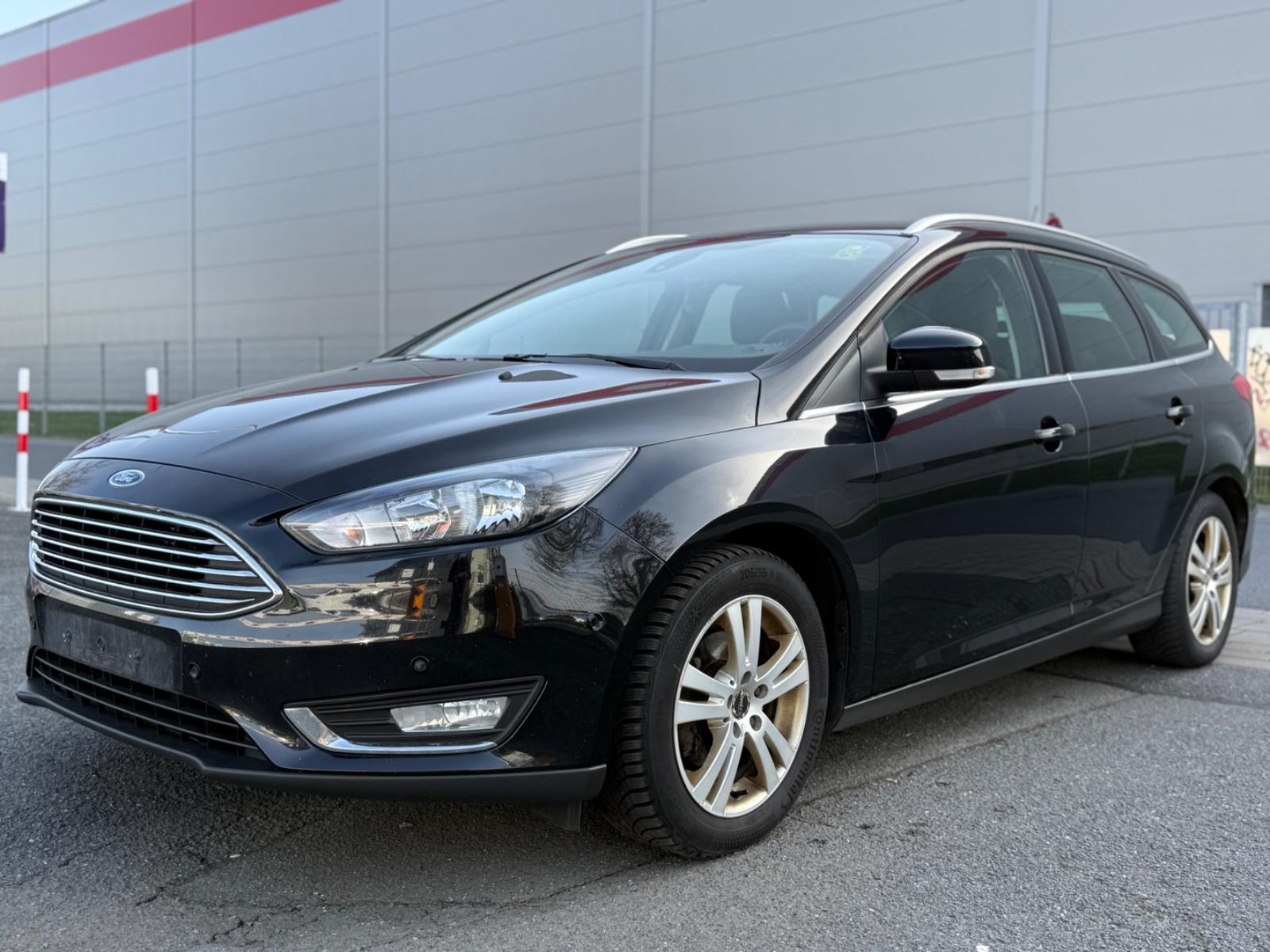 Ford Focus Turnier Titanium PARKASSISTENT/START/STOPP