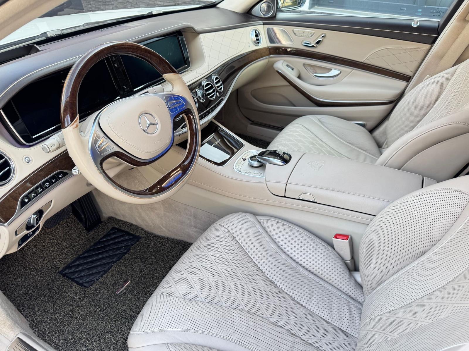 Mercedes-Benz Maybach 