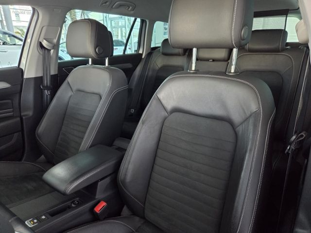 Passat Variant Elegance 2.0 TDI MATRIX STH AHK N