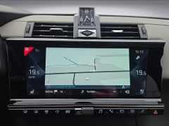 Fahrzeugabbildung DS Automobiles DS 7 Crossback PT 180 Rivoli + Leder/360°/AHK