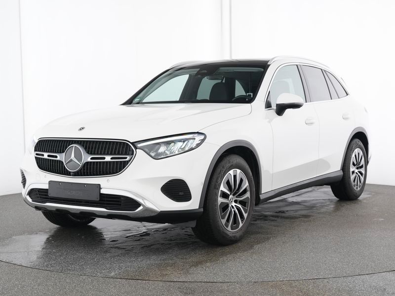 MERCEDES-BENZ GLC 200 4MATIC Avantgarde*Panoramadach*AHV