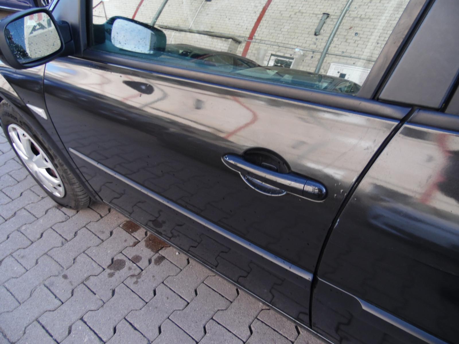 Renault Megane 2009 — photo 20