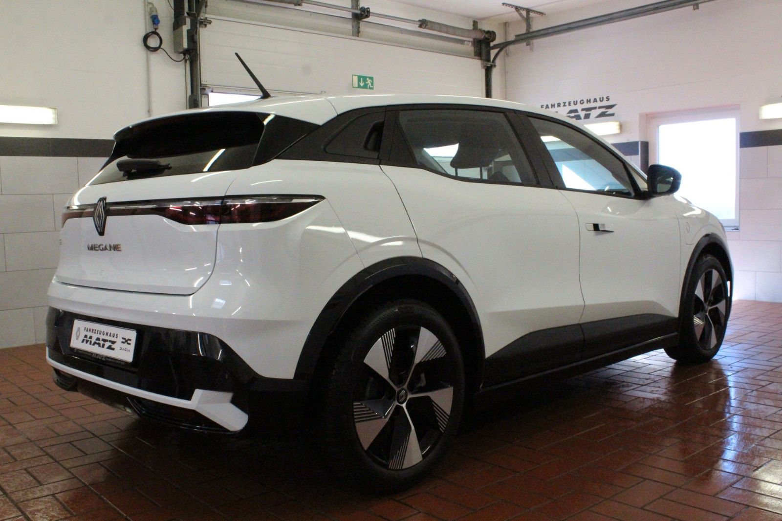 Fahrzeugabbildung Renault Megane E-Tech EV40 130hp Equilibre  Boost charge