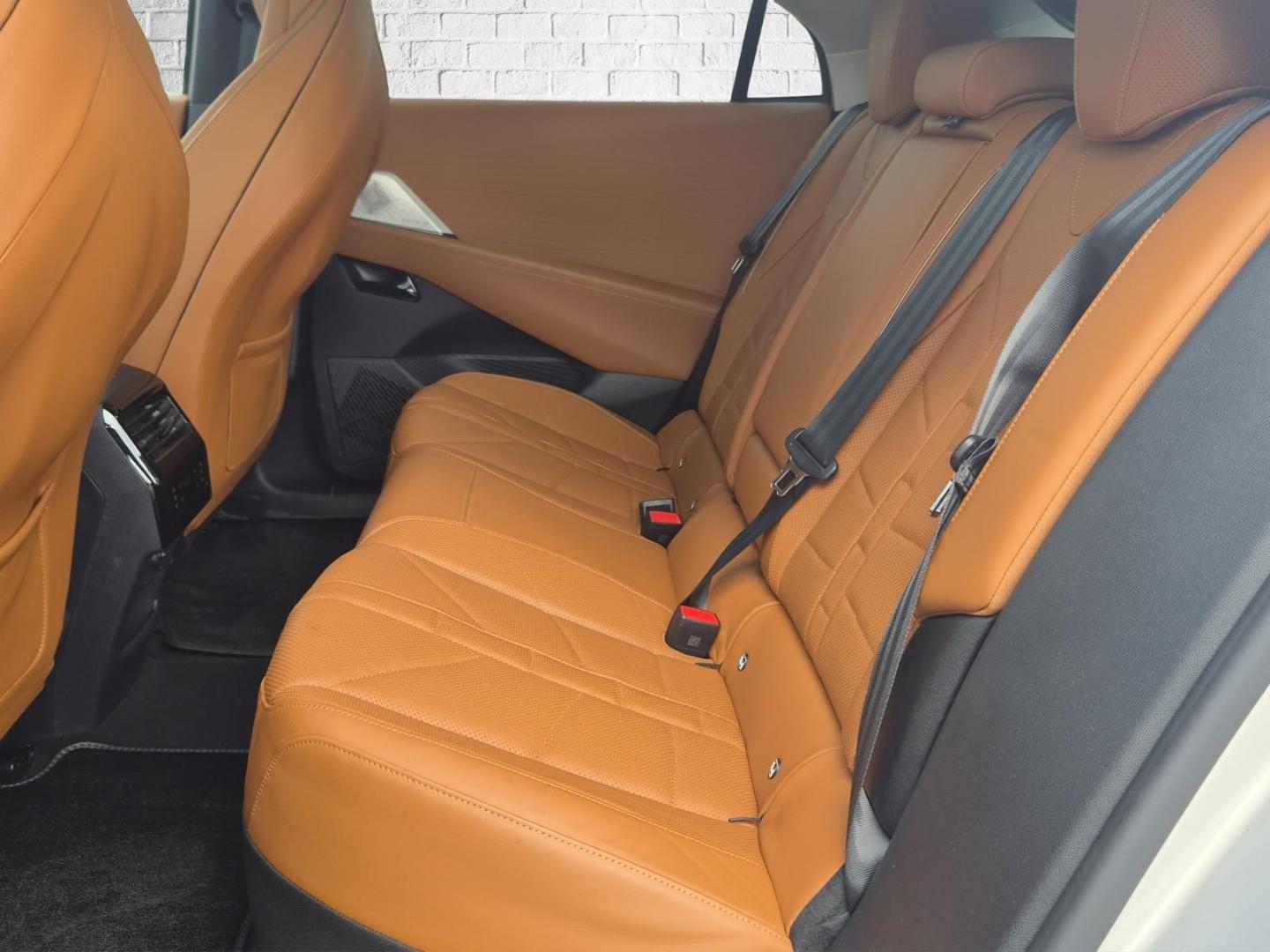 DS Automobiles No8 Etoile FWD 230PS LEDER/ACC/NAVI/Glasdach/LED
