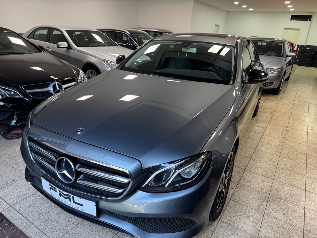 Image of Mercedes-Benz E 220