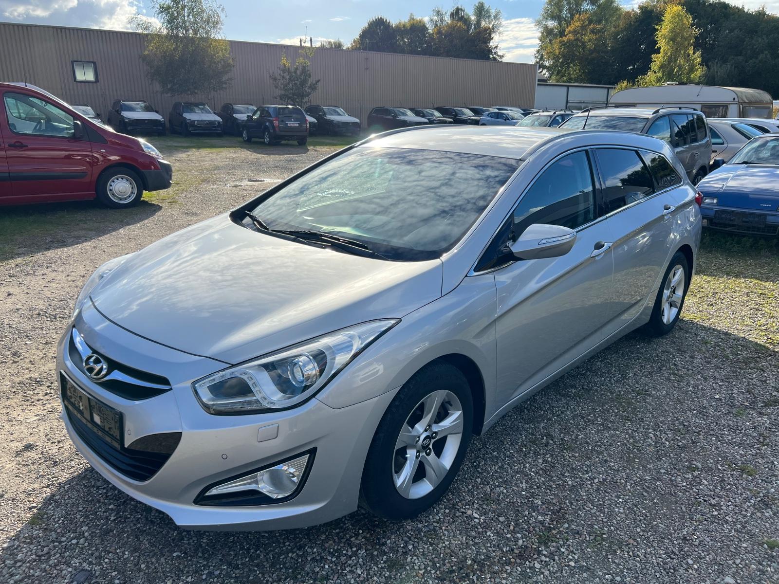 Hyundai i40 2013 — photo 34