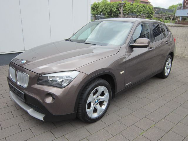 BMW X1 18 i sDrive*Navi*Alu*PDC*Satz WR*TÜV neu*