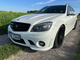 Mercedes-Benz C 63 AMG - Mercedes-Benz C 63 AMG: Weiß