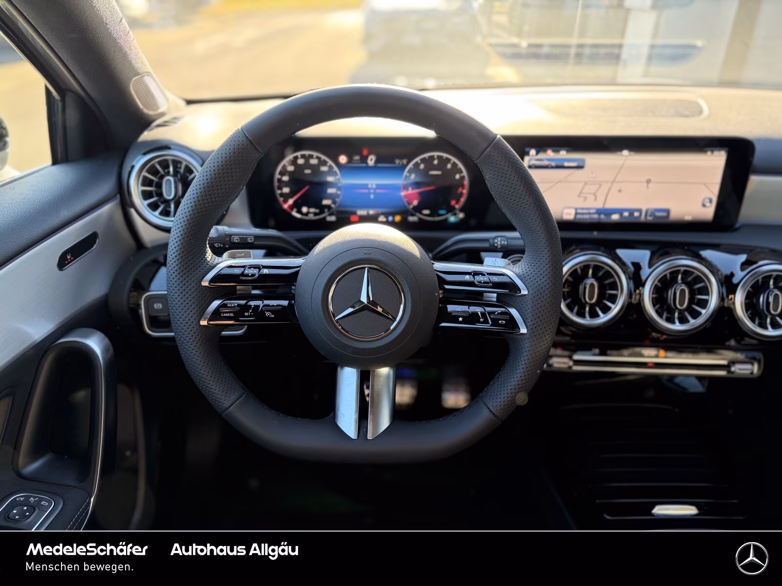 Mercedes-Benz A-Class AMG Night Dist MLED AHK KeylGO Sound 360°, миниатюра 6