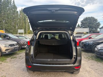 Peugeot 5008 - 12