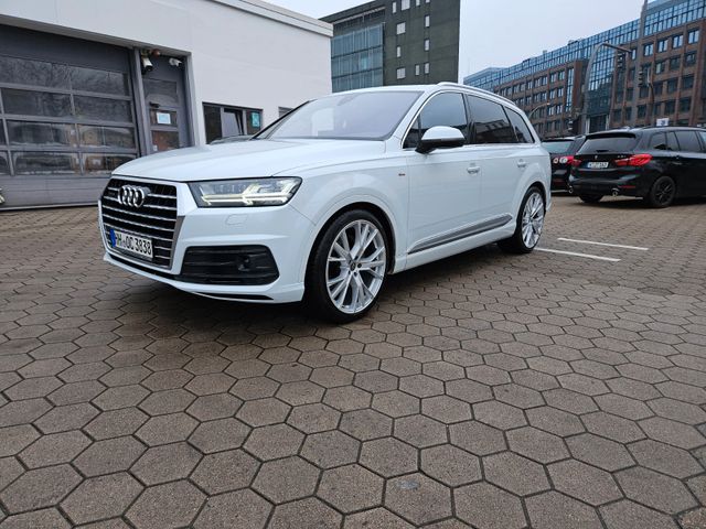 Audi Q7 3.0 TDI quattro tiptronic  7 Sitze 3 S-Line