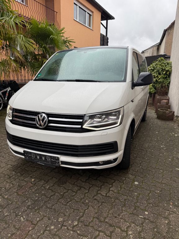 Image of Volkswagen T6 Multivan