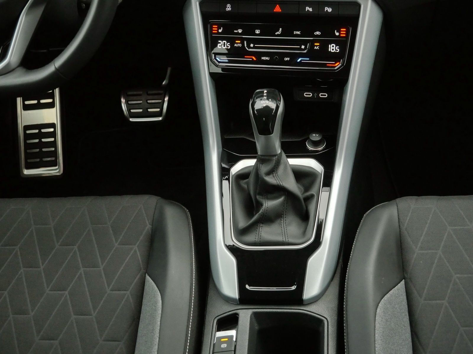 Volkswagen T-Roc - Bild 7