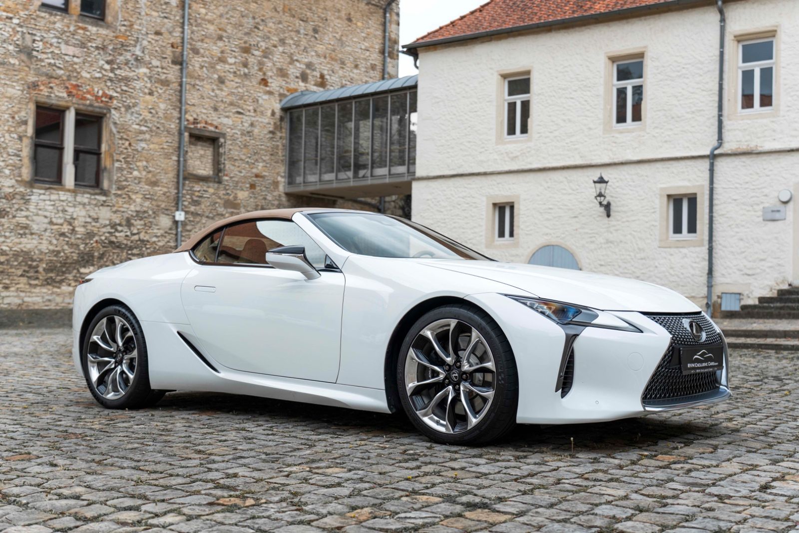 Fahrzeugabbildung Lexus LC 500 Cabrio HUD LED ACC ML TOTW KAM PCS RCTA