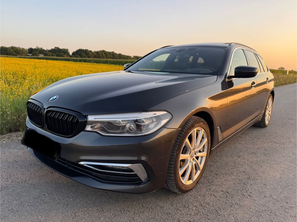 Image of BMW 540