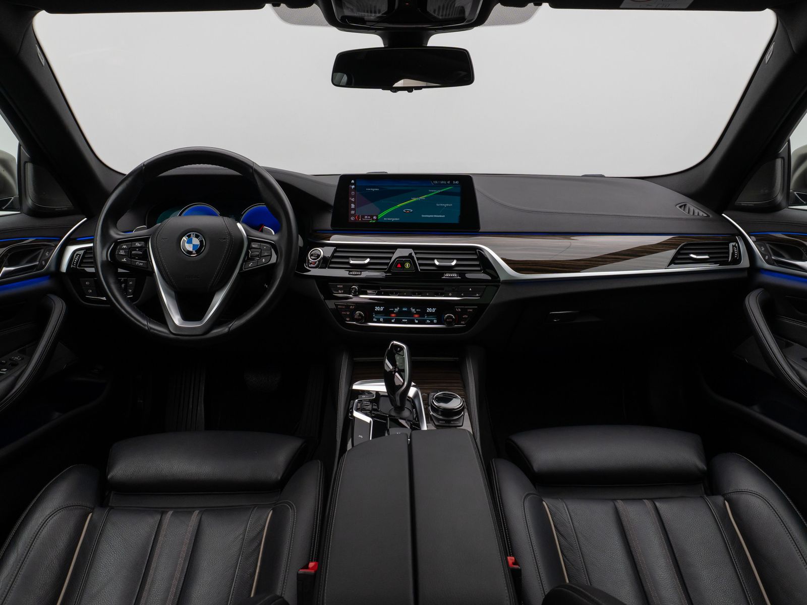 Fahrzeugabbildung BMW 540i xD Luxury Line Panorama Kamera HUD DAB H/K