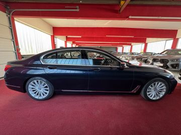 BMW 730 - 10