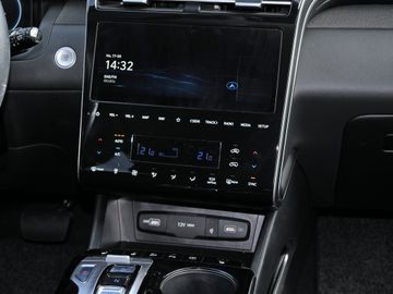 Hyundai TUCSON - 10