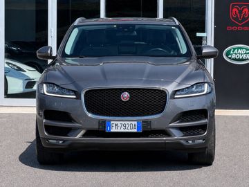 Jaguar F-Pace - 2