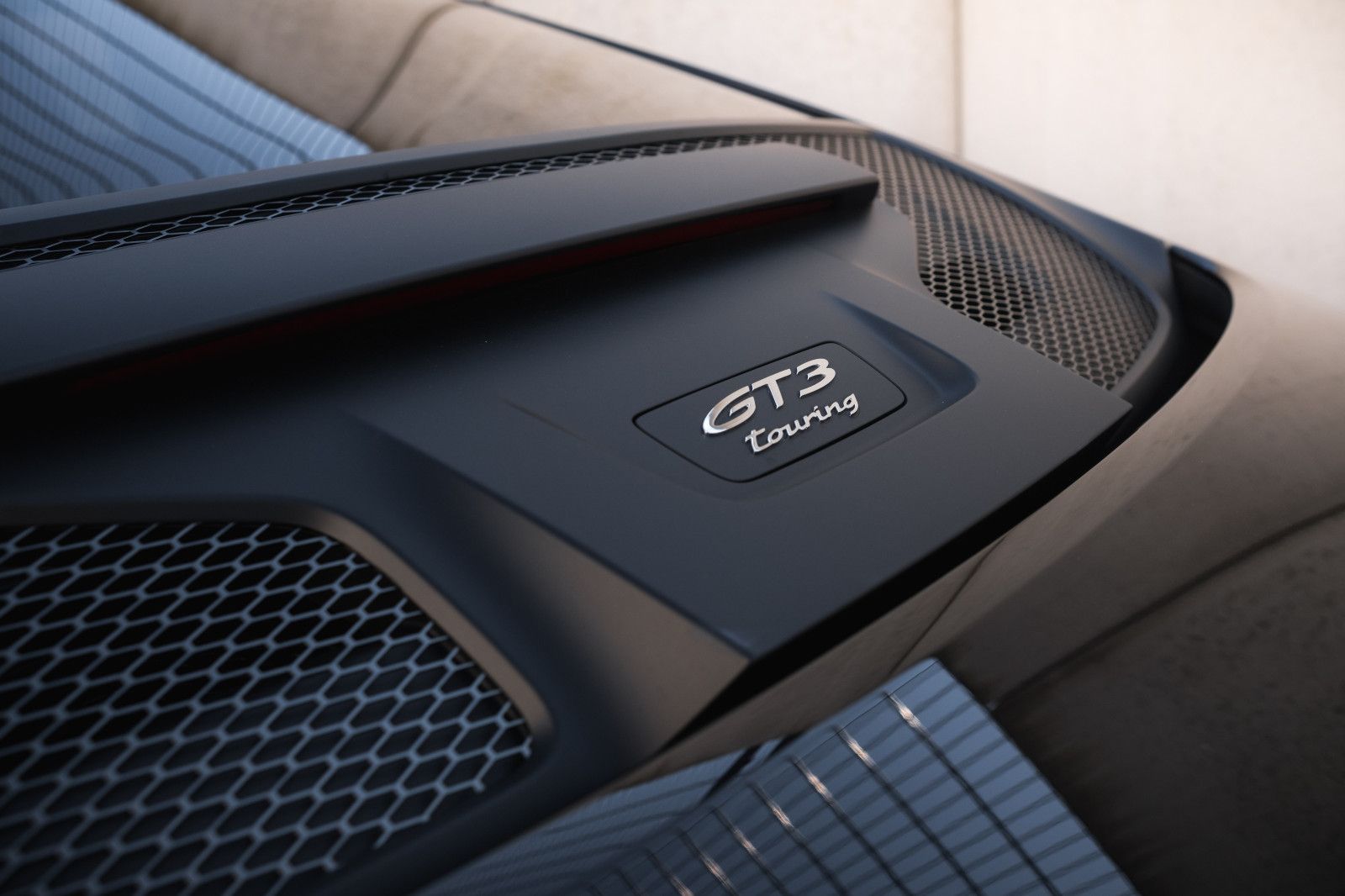 Fahrzeugabbildung Porsche 992/911 GT3 Touring-BOSE-Liftsystem-Keramik