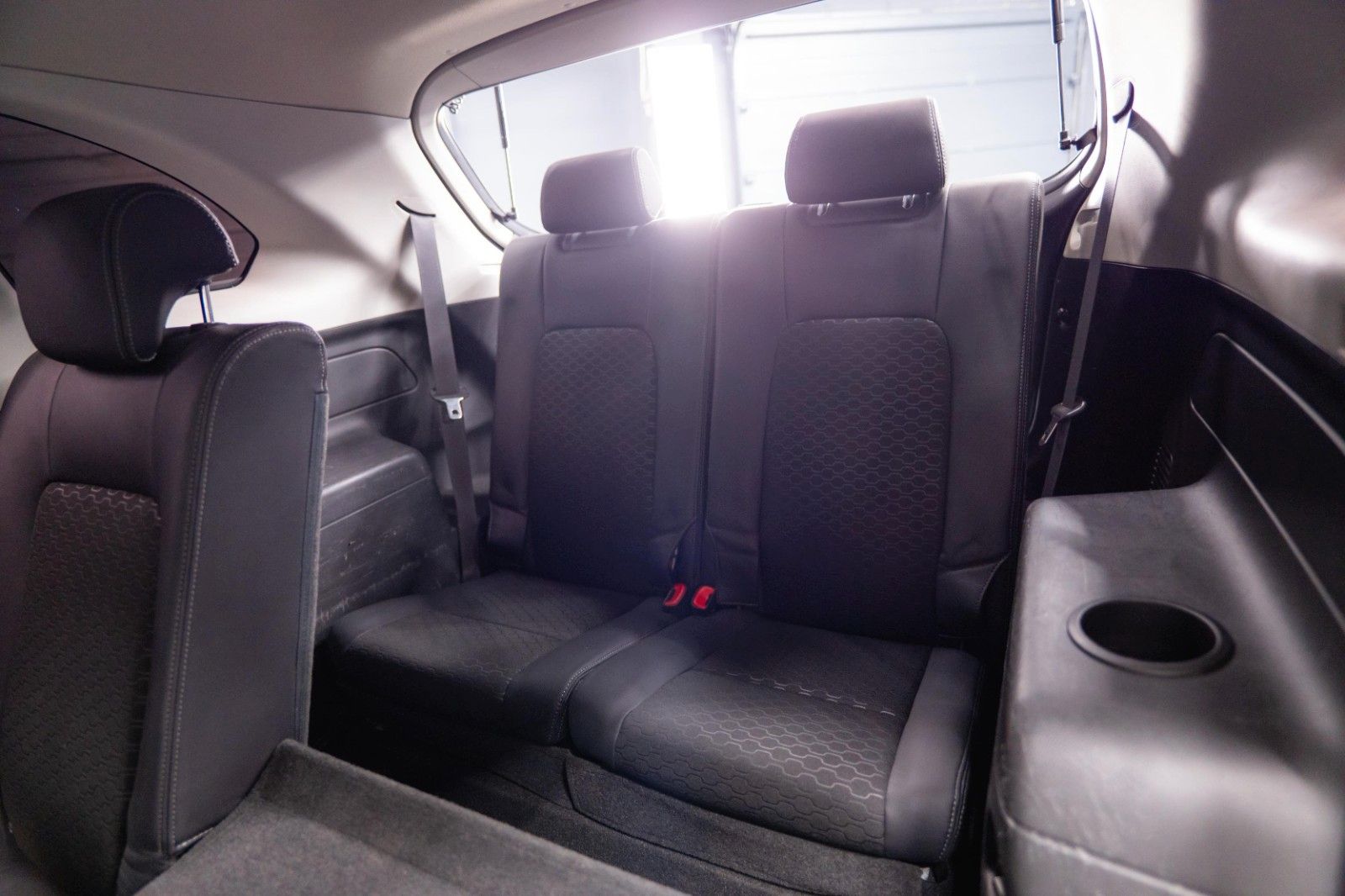 Fahrzeugabbildung Chevrolet Captiva 2.2 D LT+ 2WD Sport | 7 Sitze | 19 Zoll