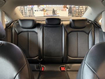 MYAUTOCENTER – Gebraucht- und Jahreswagen mit Werkstattservice in Pfaffenhofen Audi A3 Limousine ultra *LED*NAVI*TEILLEDER*SZHZ*PDC*