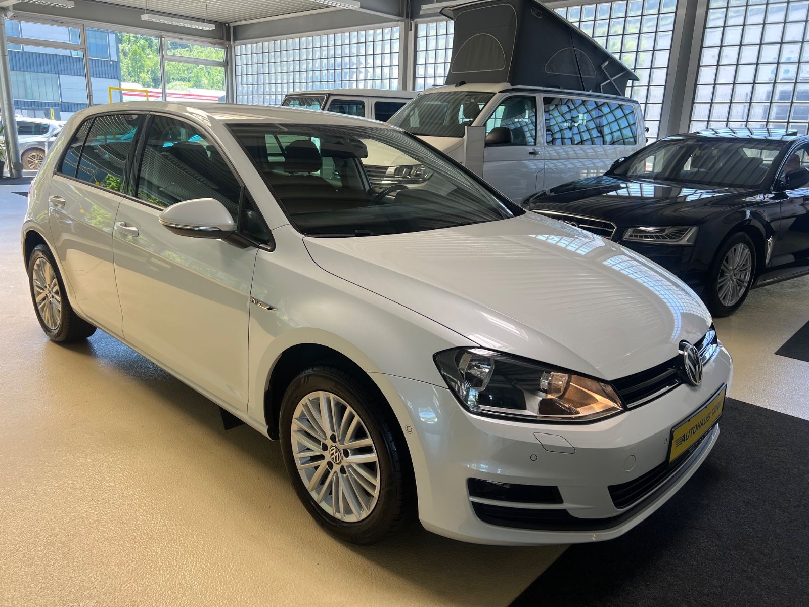 Fahrzeugabbildung Volkswagen Golf VII Lim. Comfortline