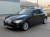 BMW 120d 1 Lim. 5-trg. //XENON//SCHIEBED.//HARMAN// - BMW 120 in Ludwigshafen